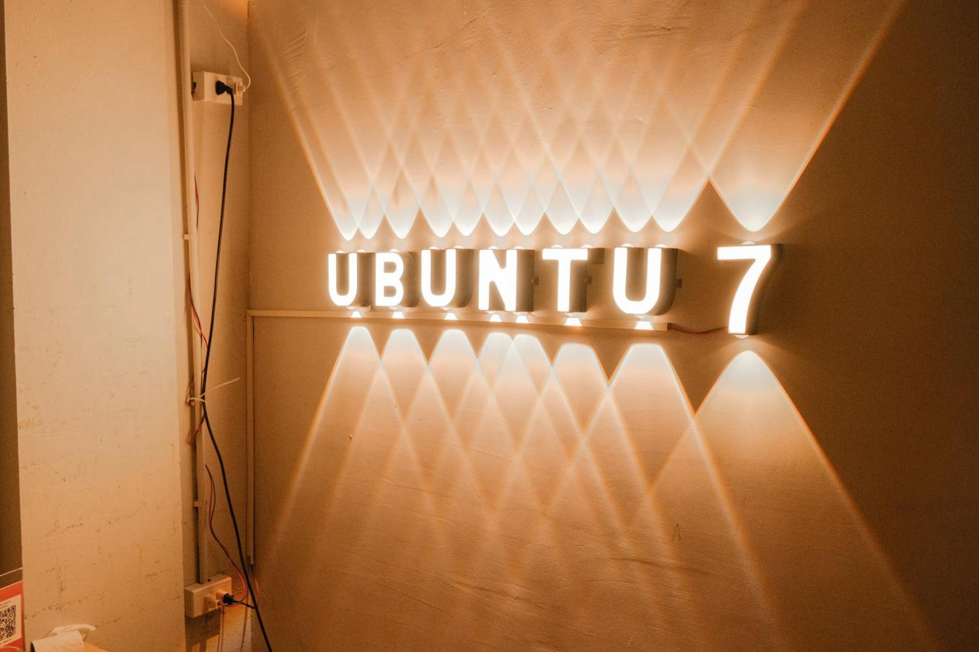 Ubuntu Homestay & Tours Hanoi Esterno foto