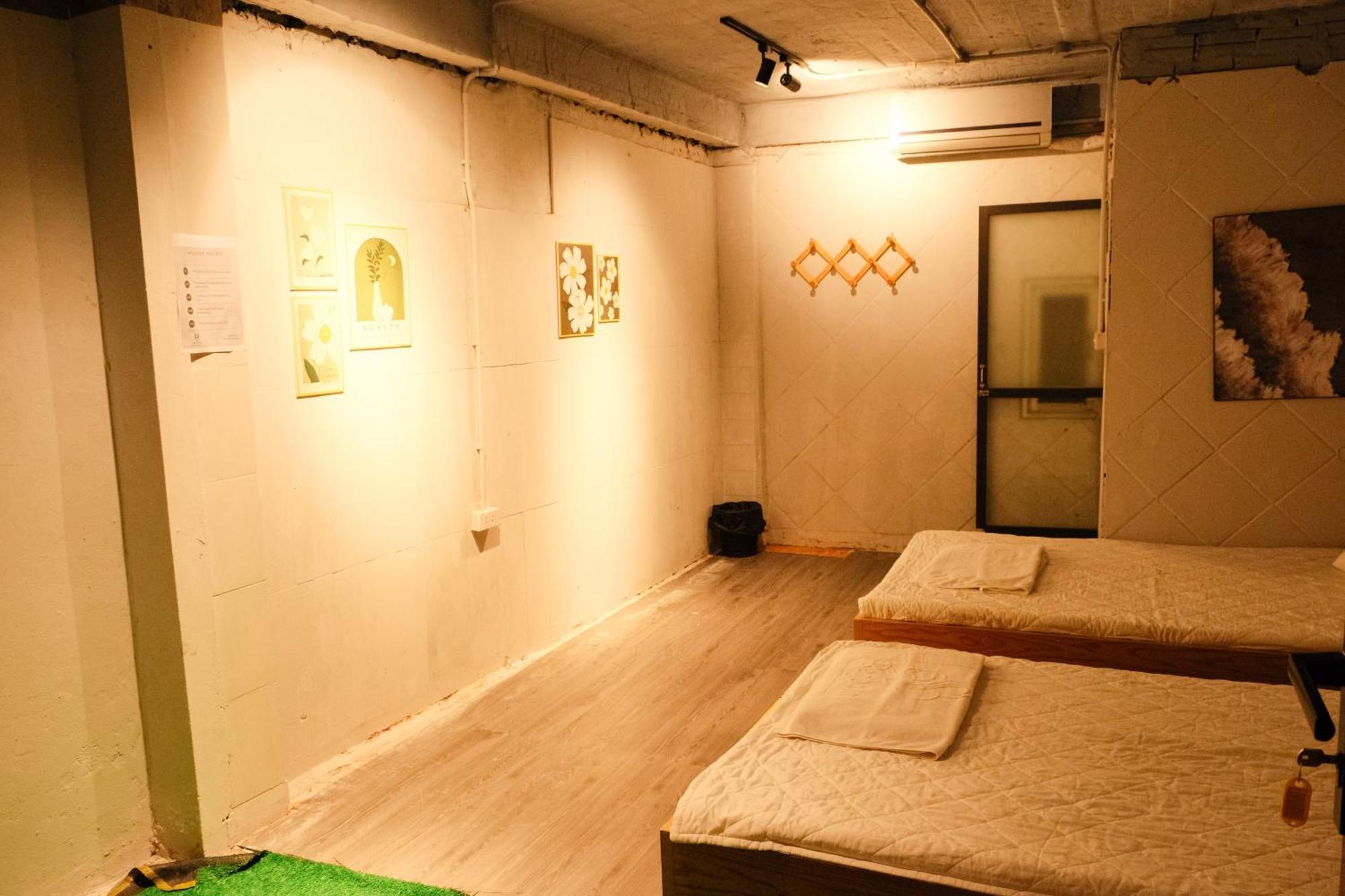 Ubuntu Homestay & Tours Hanoi Esterno foto